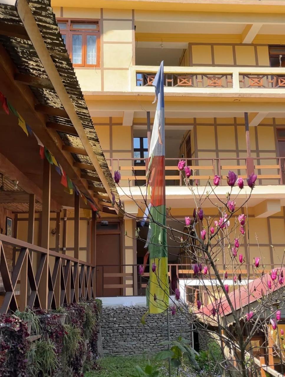 Daragaon Retreat Apartment Pelling Luaran gambar